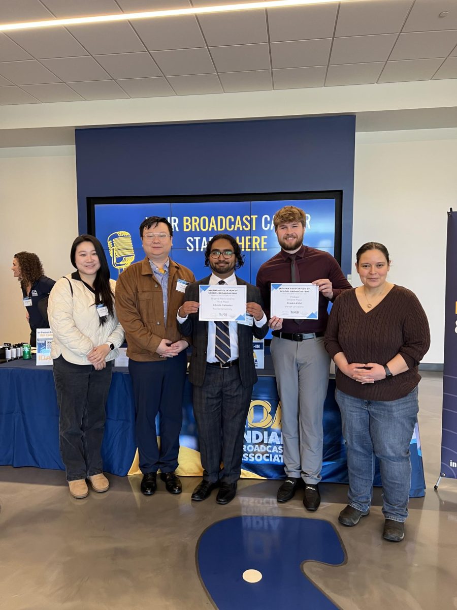 Two students from department winning IASAB awards